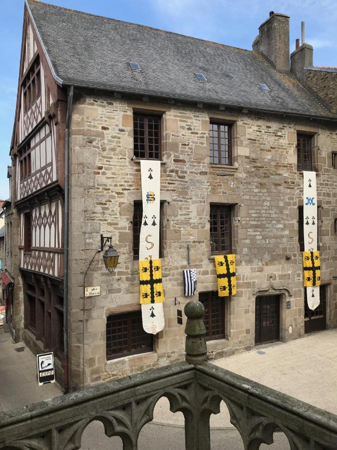 B&B Du Cloitre Tréguier Eksteriør billede